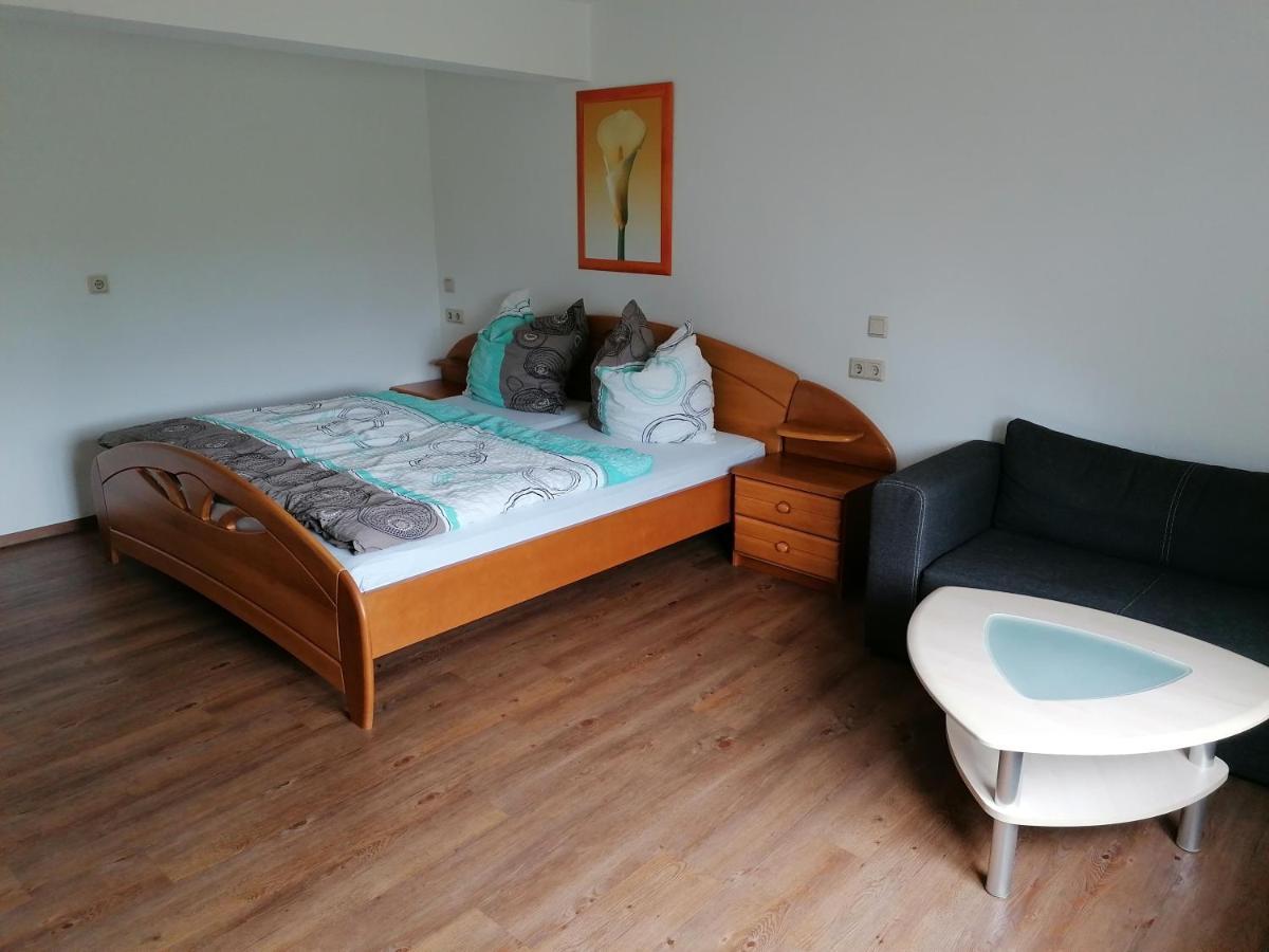 Ferienwohnung Max Schirgiswalde-Kirschau Bagian luar foto
